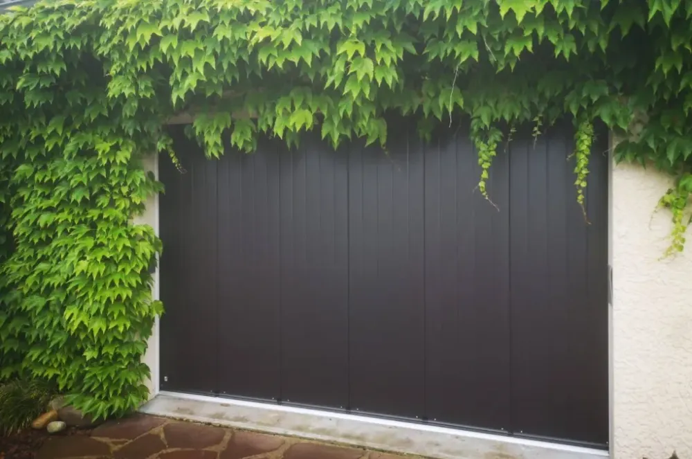 Pose porte de garage à Labatut